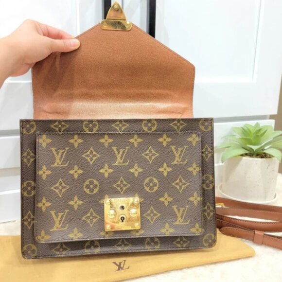 Very RARE❤️Beautiful Vintage Authen LV Monceau Crossbody/Shoulder Bag with Key - Picture 3 of 6